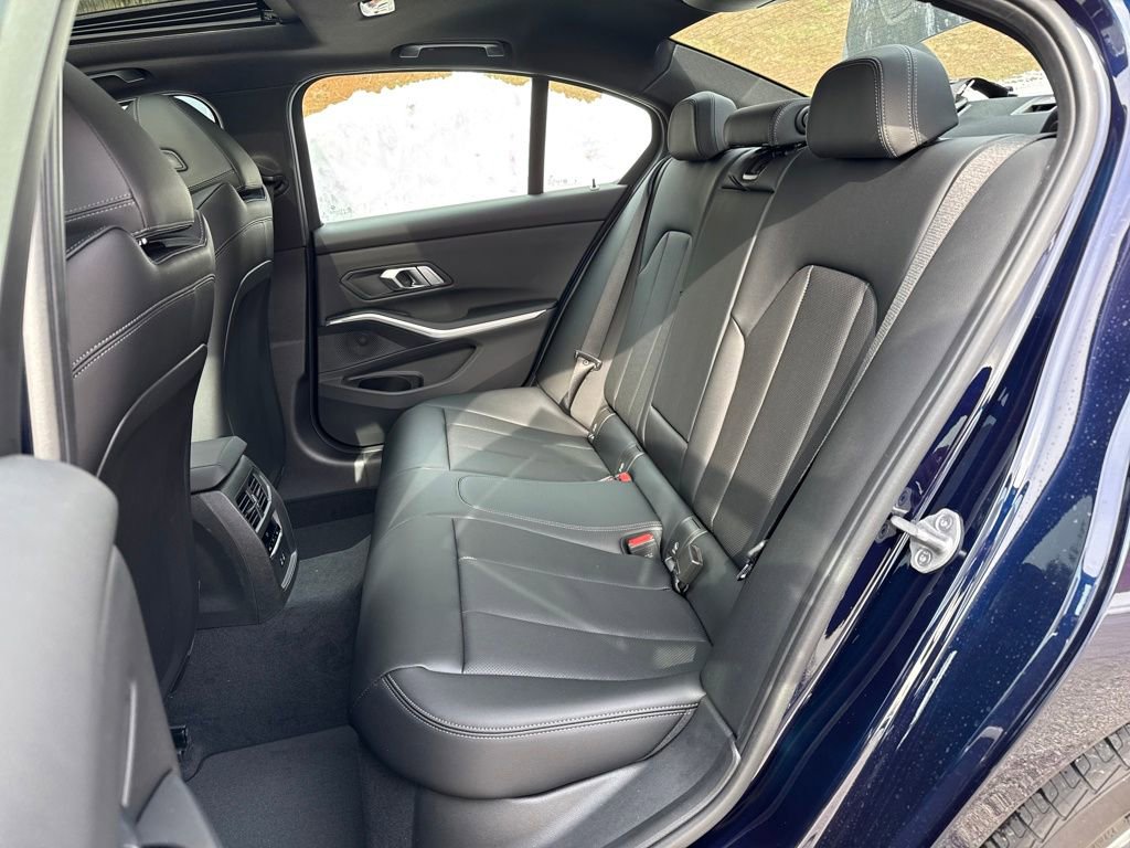 Used 2026 BMW 330i xDrive Sedan w/ Premium Package image 25