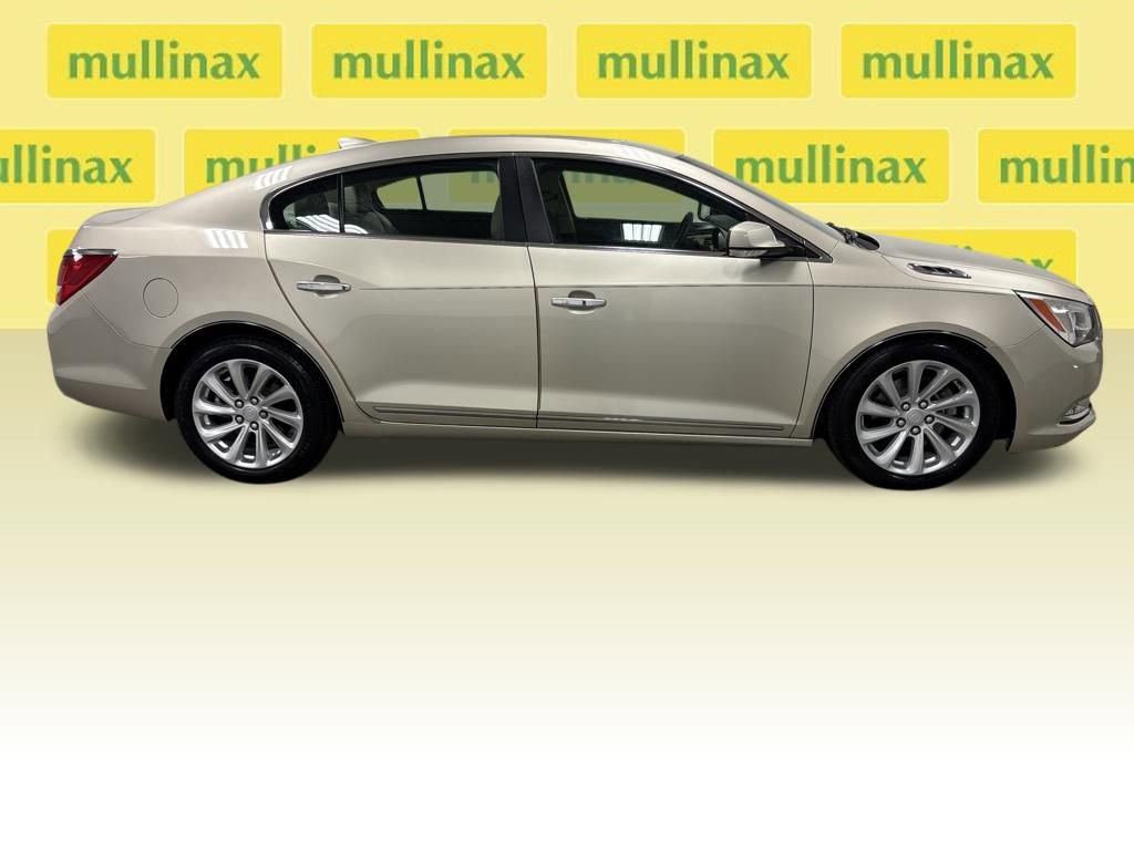 Used 2016 Buick LaCrosse Premium w/ Driver Confidence Package #1 image 18