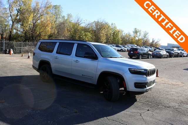 Used 2024 Jeep Wagoneer L Series II w/ Convenience Group I image 6