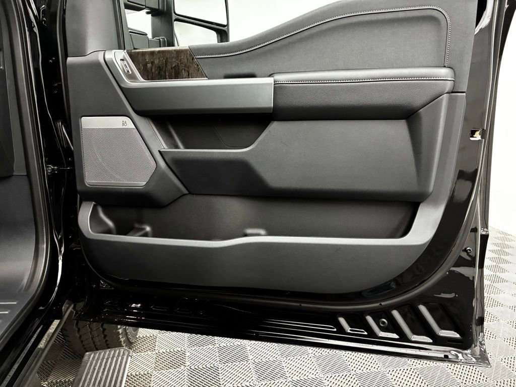 New 2026 Ford F250 Lariat image 28