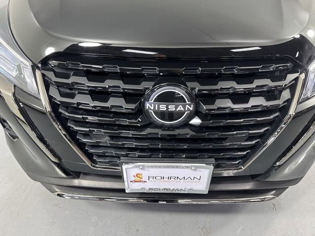 Used 2024 Nissan Kicks SR w/ SR Premium Package image 27
