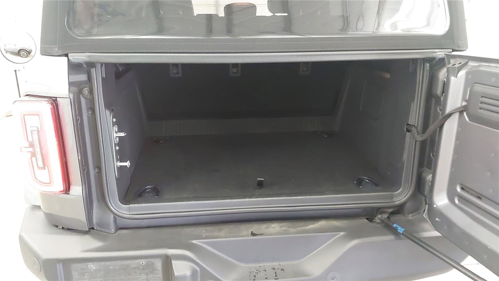 Used 2023 Ford Bronco Outer Banks image 18