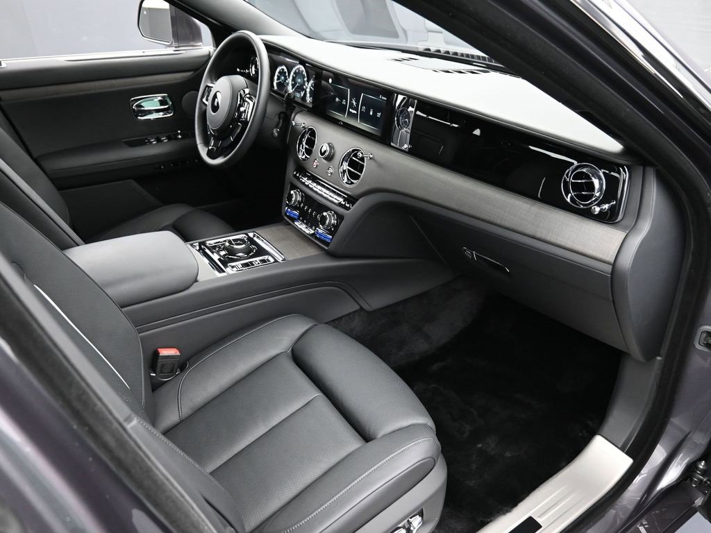 Certified 2023 Rolls-Royce Ghost image 33