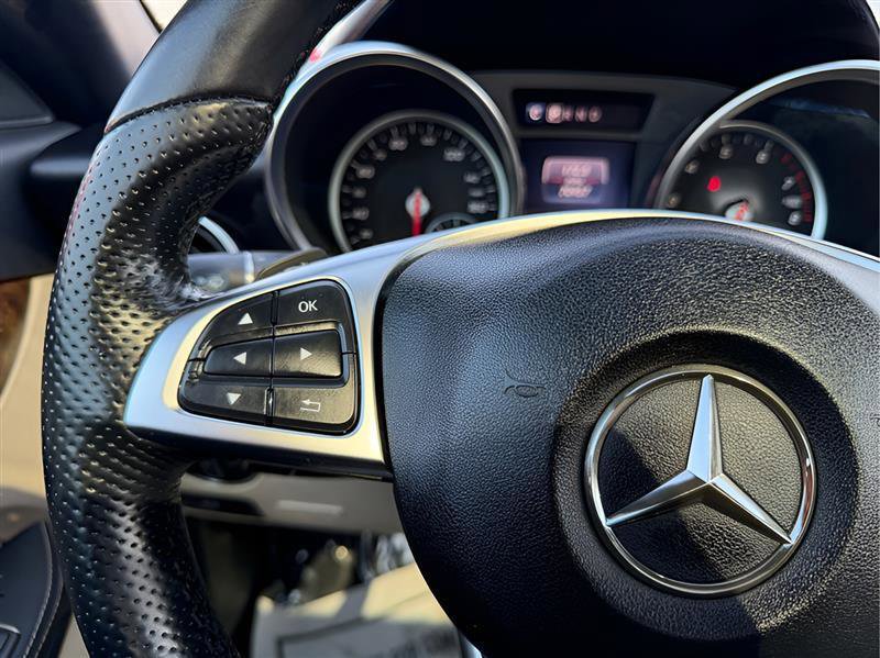Used 2017 Mercedes-Benz SLC 300 image 41
