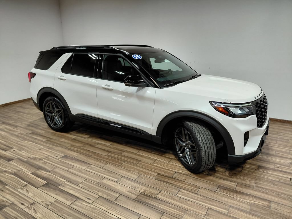 Certified 2025 Ford Explorer ST w/ Sun And Sound Package AWD/4WD image 22