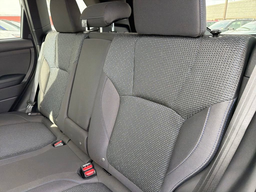 Certified 2025 Subaru Forester Premium image 27