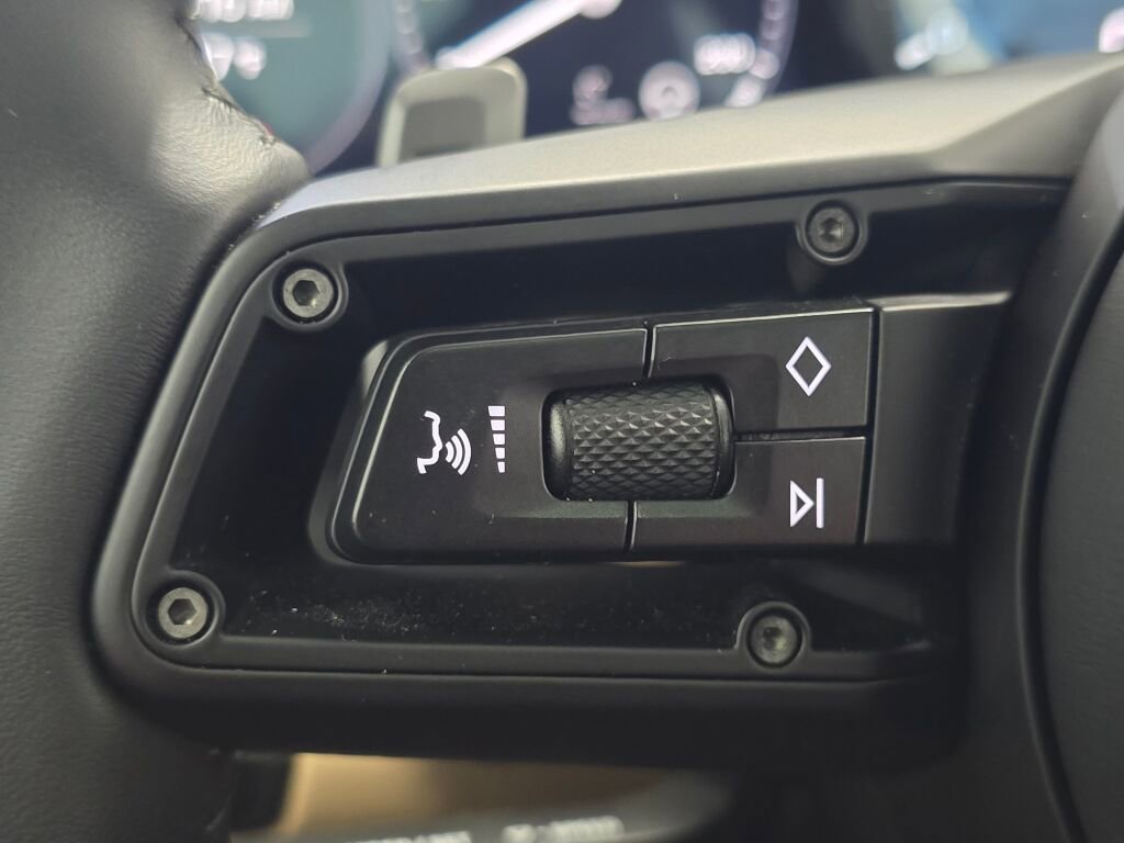 Certified 2024 Porsche 911 Carrera GTS image 42