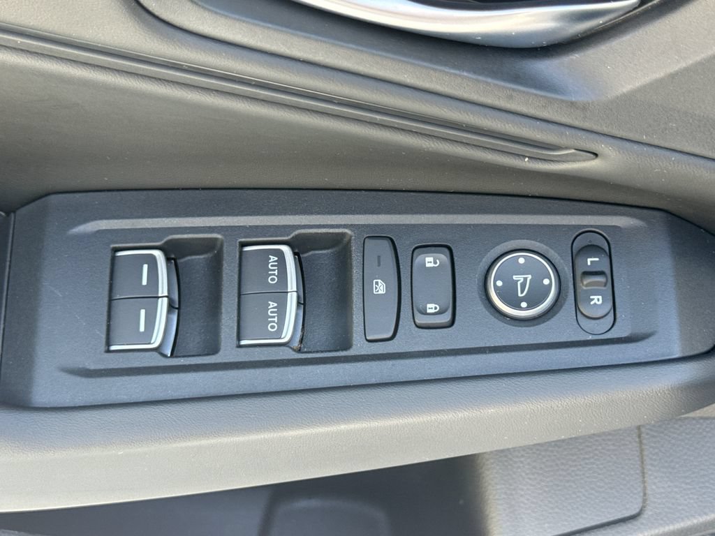 Certified 2025 Honda Accord SE image 15