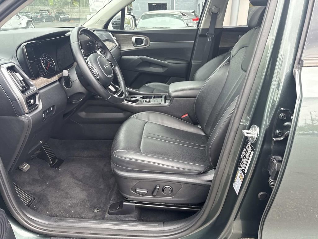 Used 2022 Kia Sorento S AWD/4WD image 19