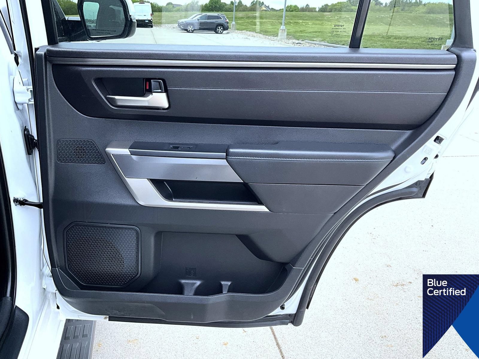 Used 2025 Toyota Sequoia SR5 AWD/4WD image 18