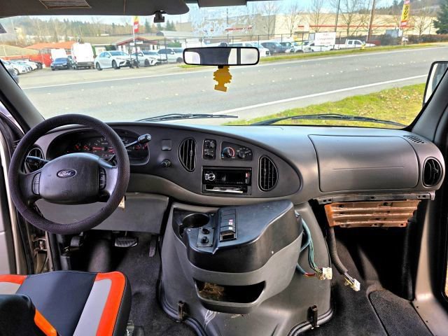 Used 2007 Ford E-350 and Econoline 350 Super Duty image 10
