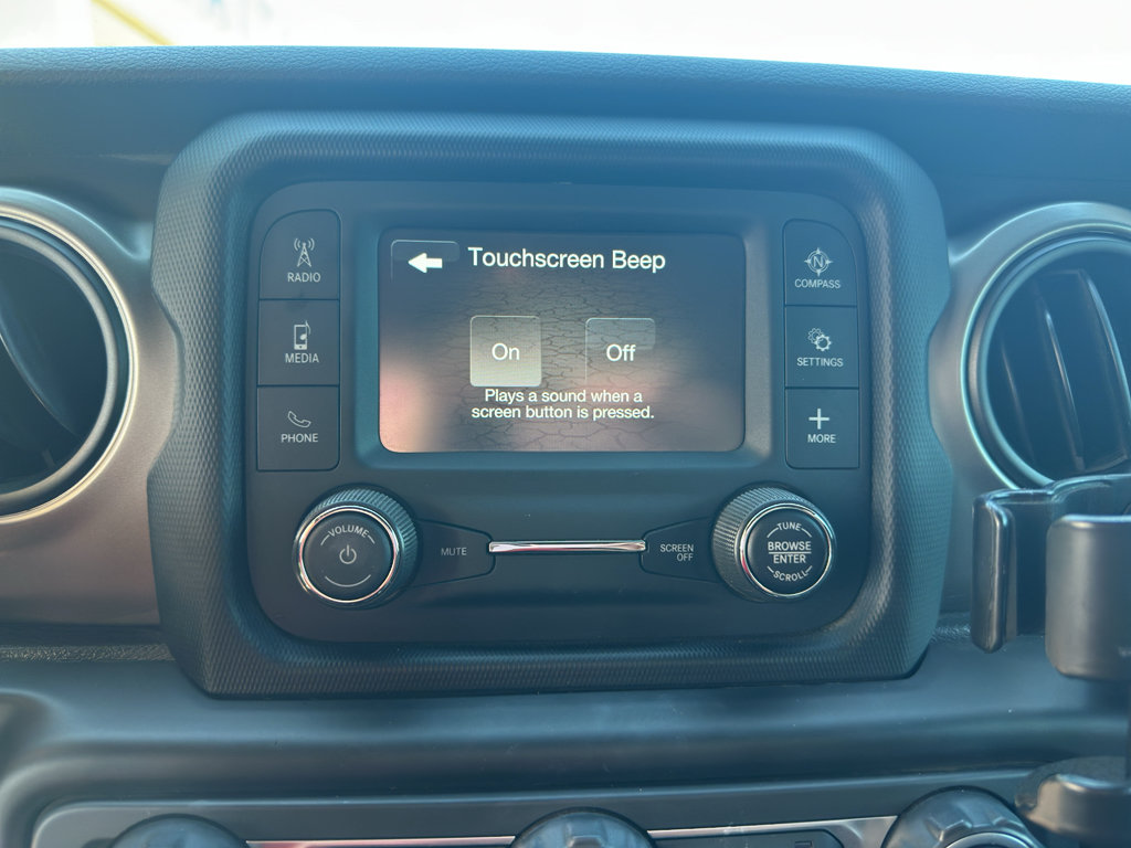 Used 2018 Jeep Wrangler Sport AWD/4WD image 19