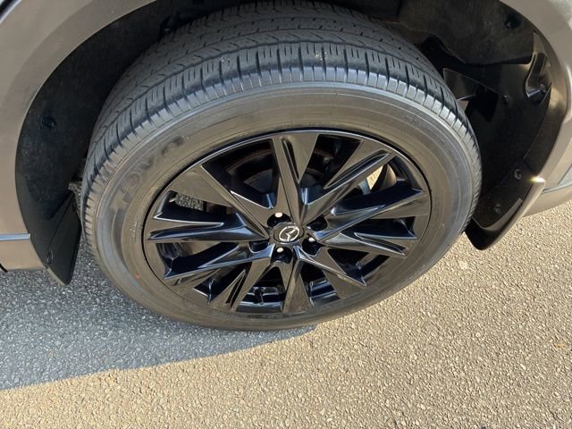 Used 2022 MAZDA CX-5 Carbon Edition image 13