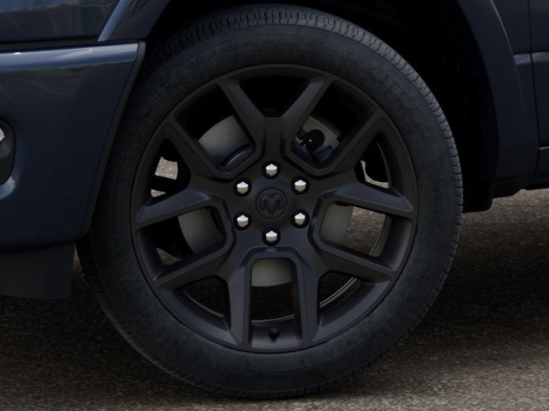 New 2026 RAM 1500 Laramie AWD/4WD image 8