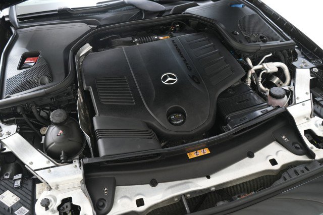 Used 2023 Mercedes-Benz E 450 4MATIC Cabriolet image 76