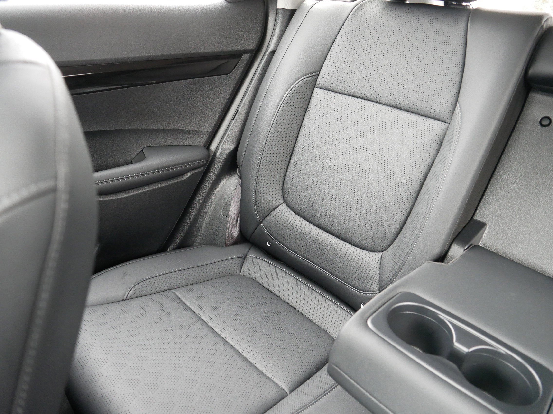 Certified 2023 Kia Seltos SX w/ SX Sunroof Package image 12