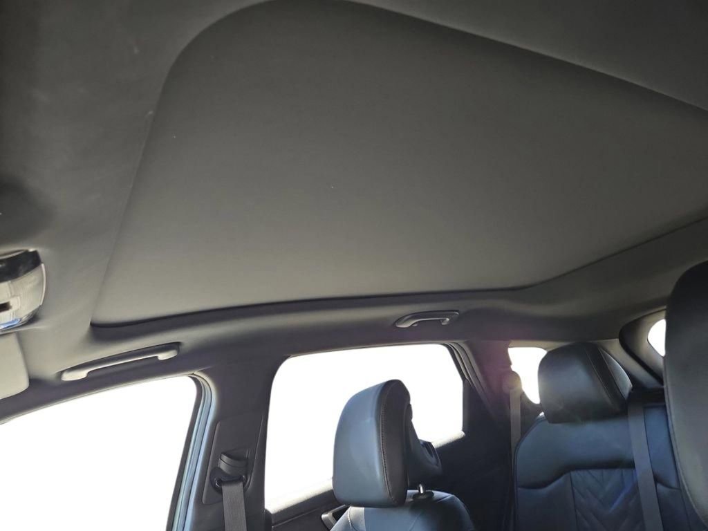 Used 2023 Kia Sportage X-Line w/ X-Line Premium Package image 19