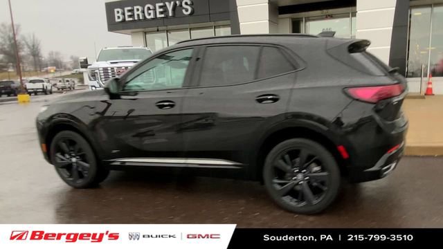 Certified 2025 Buick Envision Sport Touring image 8