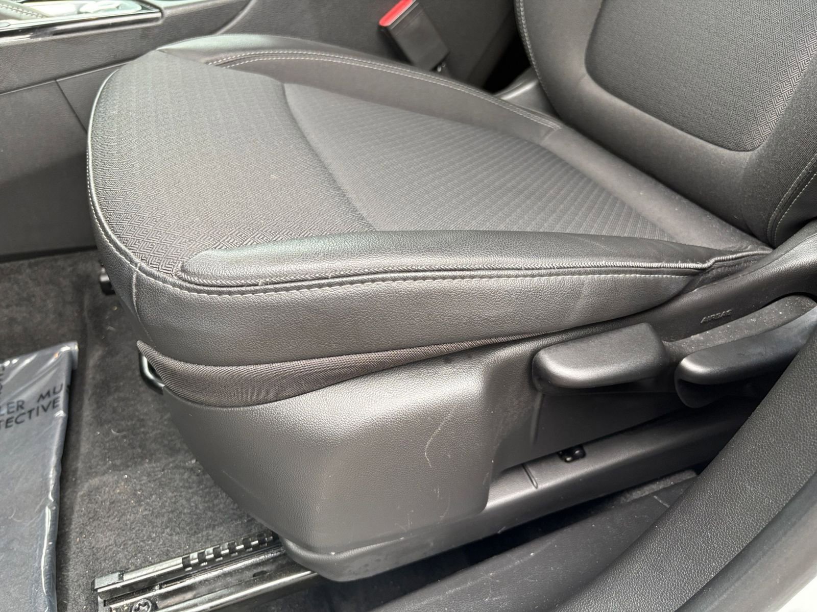 Used 2025 Buick Encore GX Preferred FWD image 22