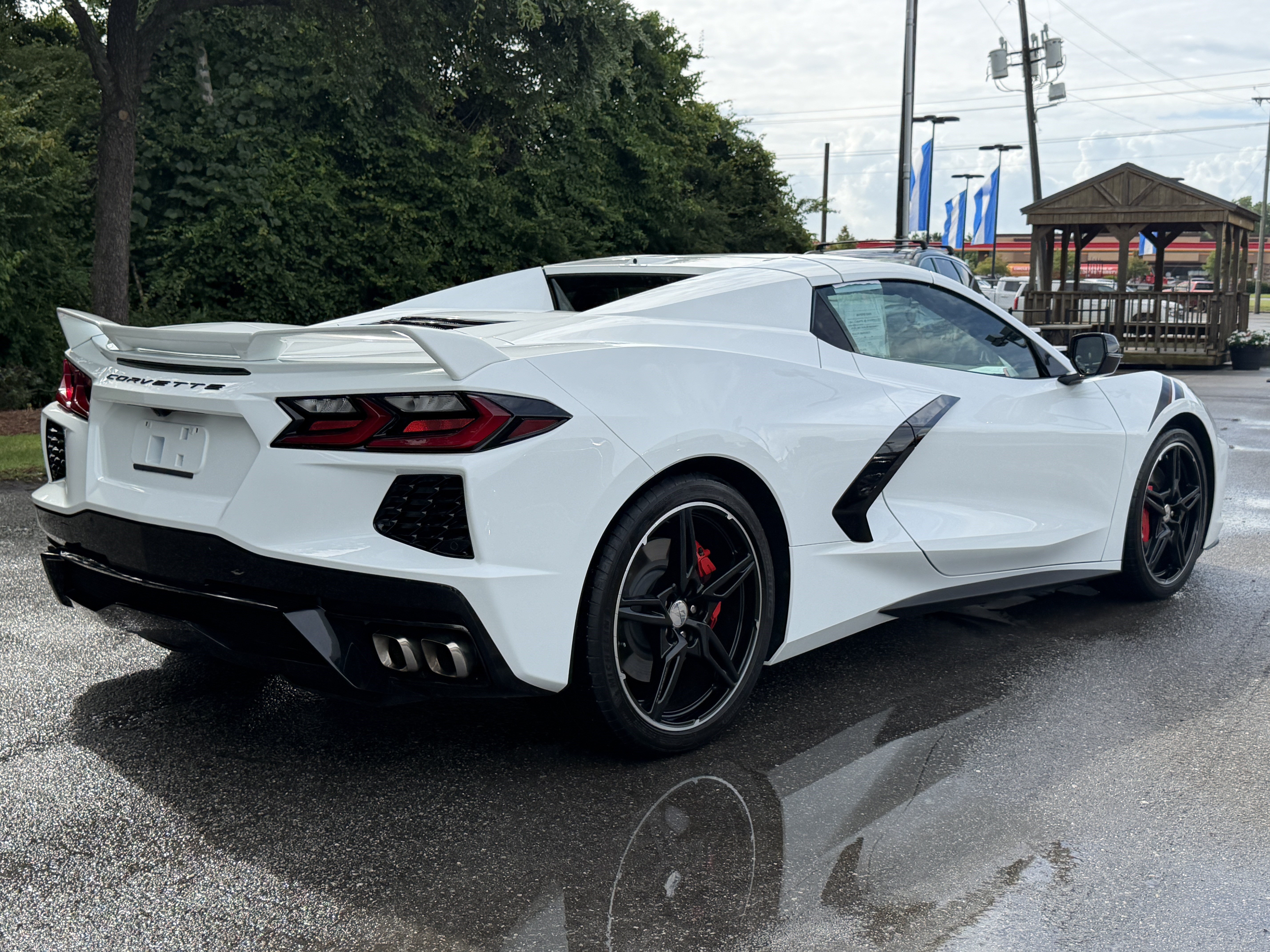 Used 2022 Chevrolet Corvette Stingray Premium Conv w/ Z51 Performance Package RWD image 31