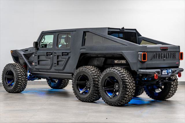 Used 2025 Jeep Gladiator Sport AWD/4WD image 9