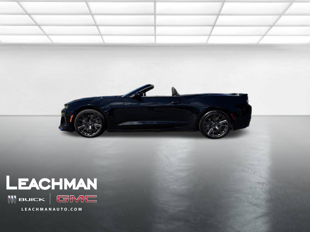 Used 2021 Chevrolet Camaro ZL1 RWD image 7
