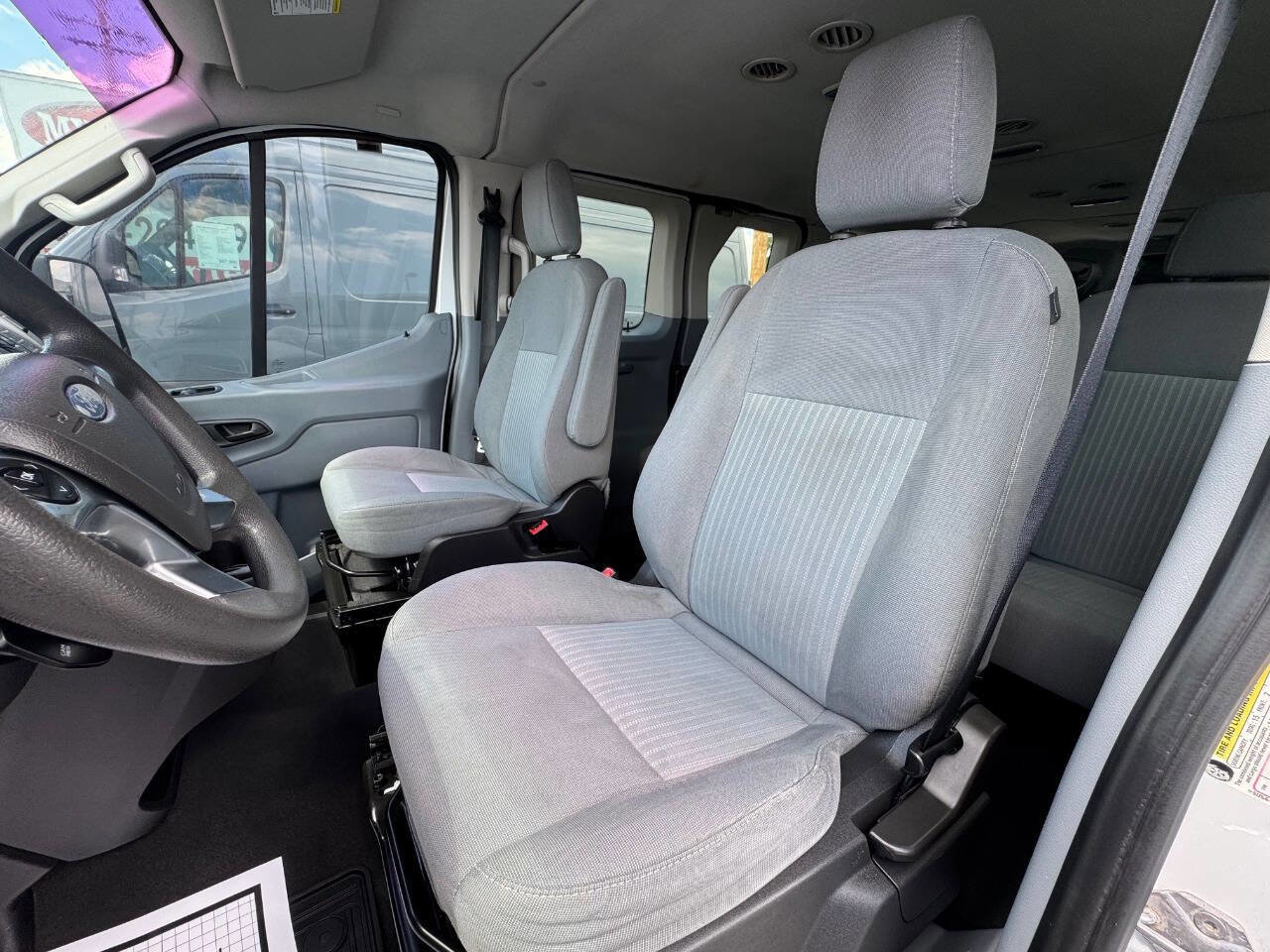 Used 2015 Ford Transit 350 XLT RWD image 14