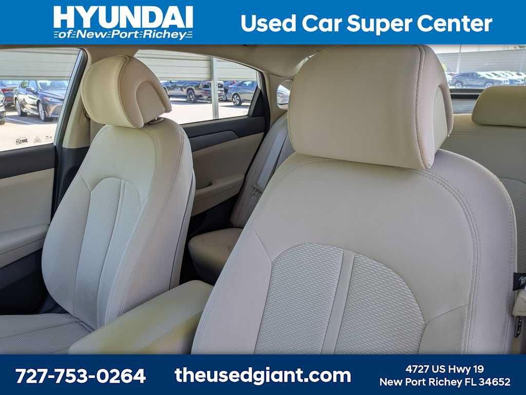 Used 2017 Hyundai Sonata SE FWD image 7