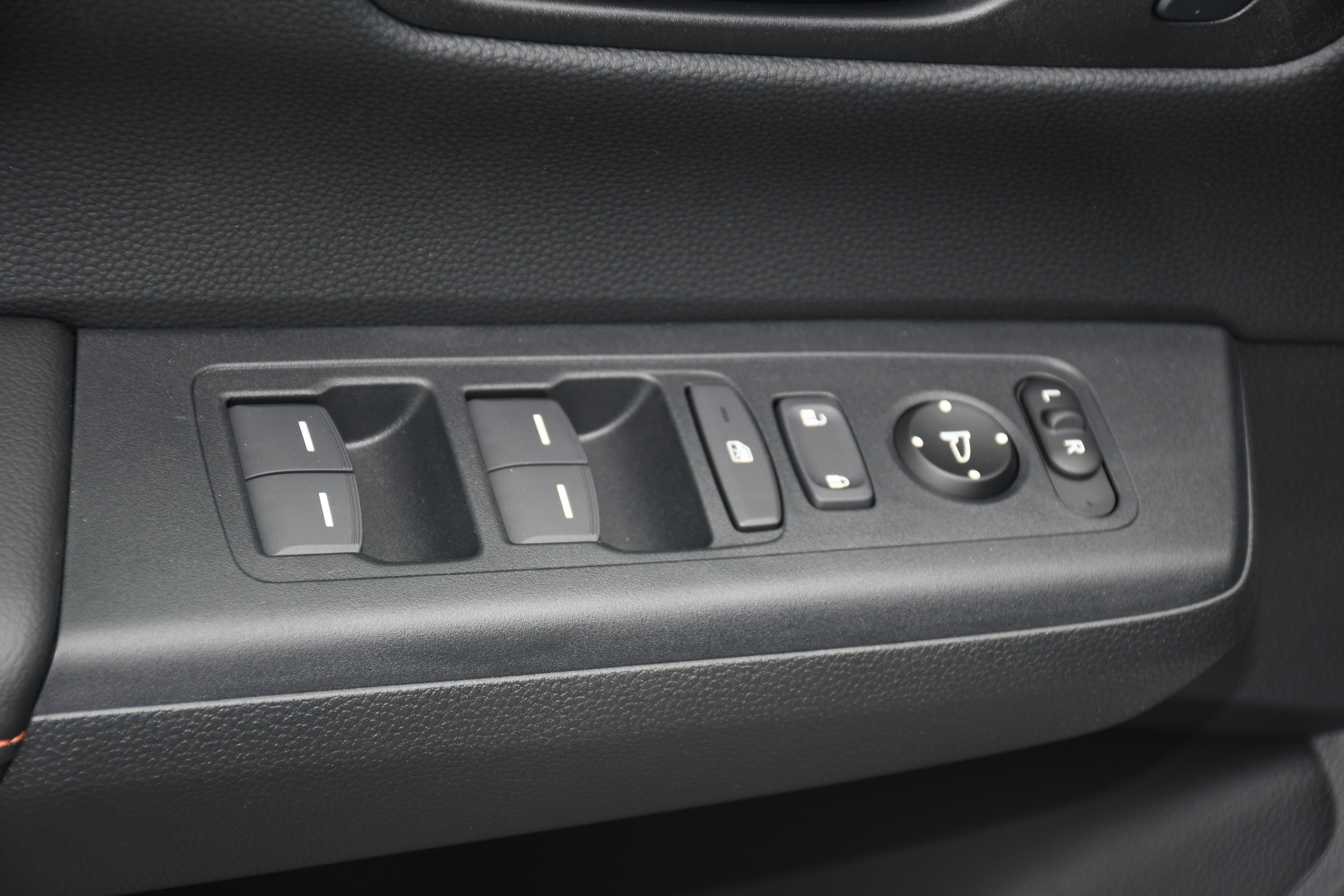 New 2026 Honda CR-V Sport-L image 6