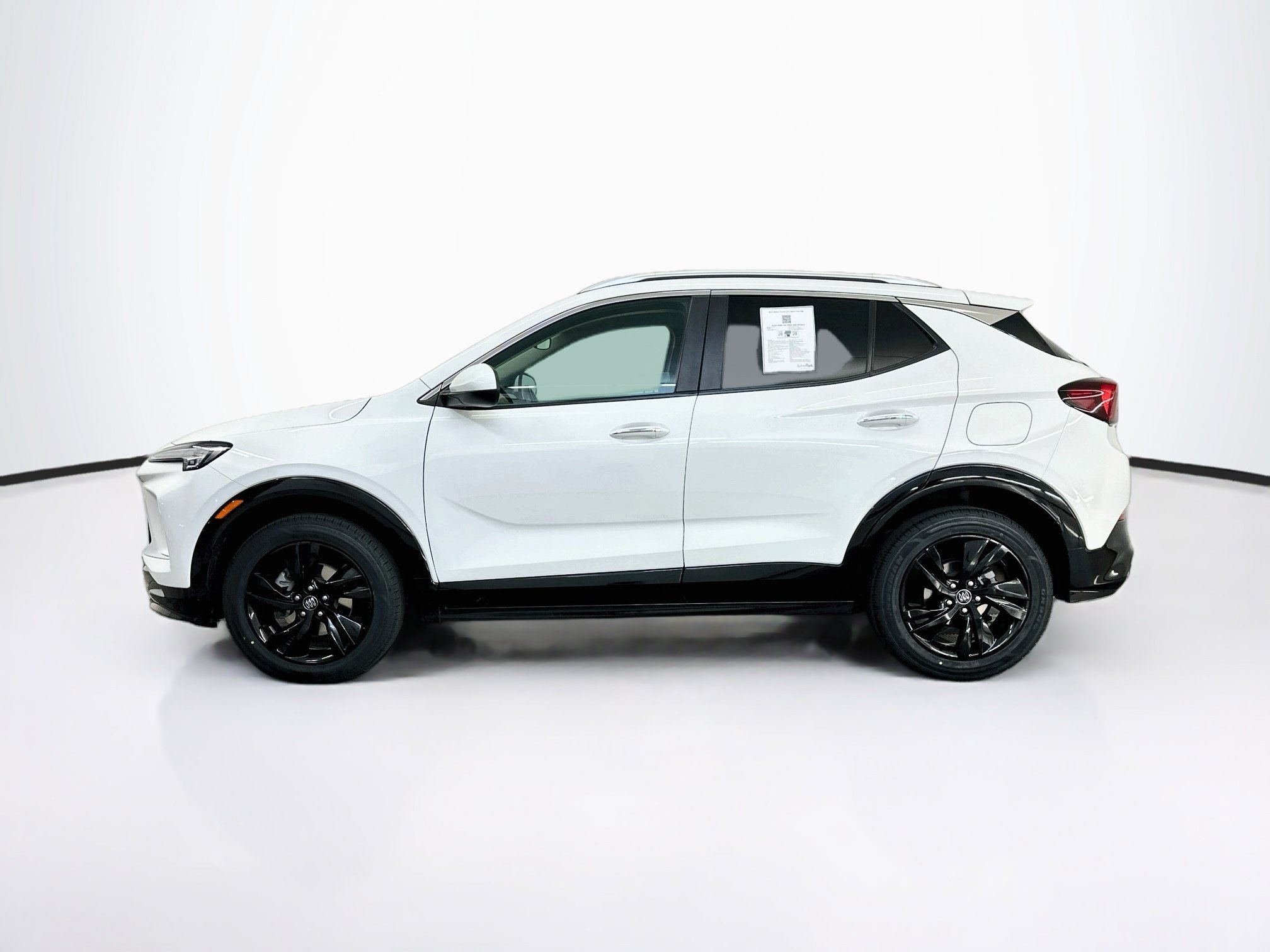 Used 2024 Buick Encore GX Sport Touring AWD/4WD image 4