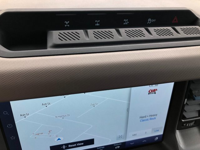 Used 2024 Ford Bronco Wildtrak image 7