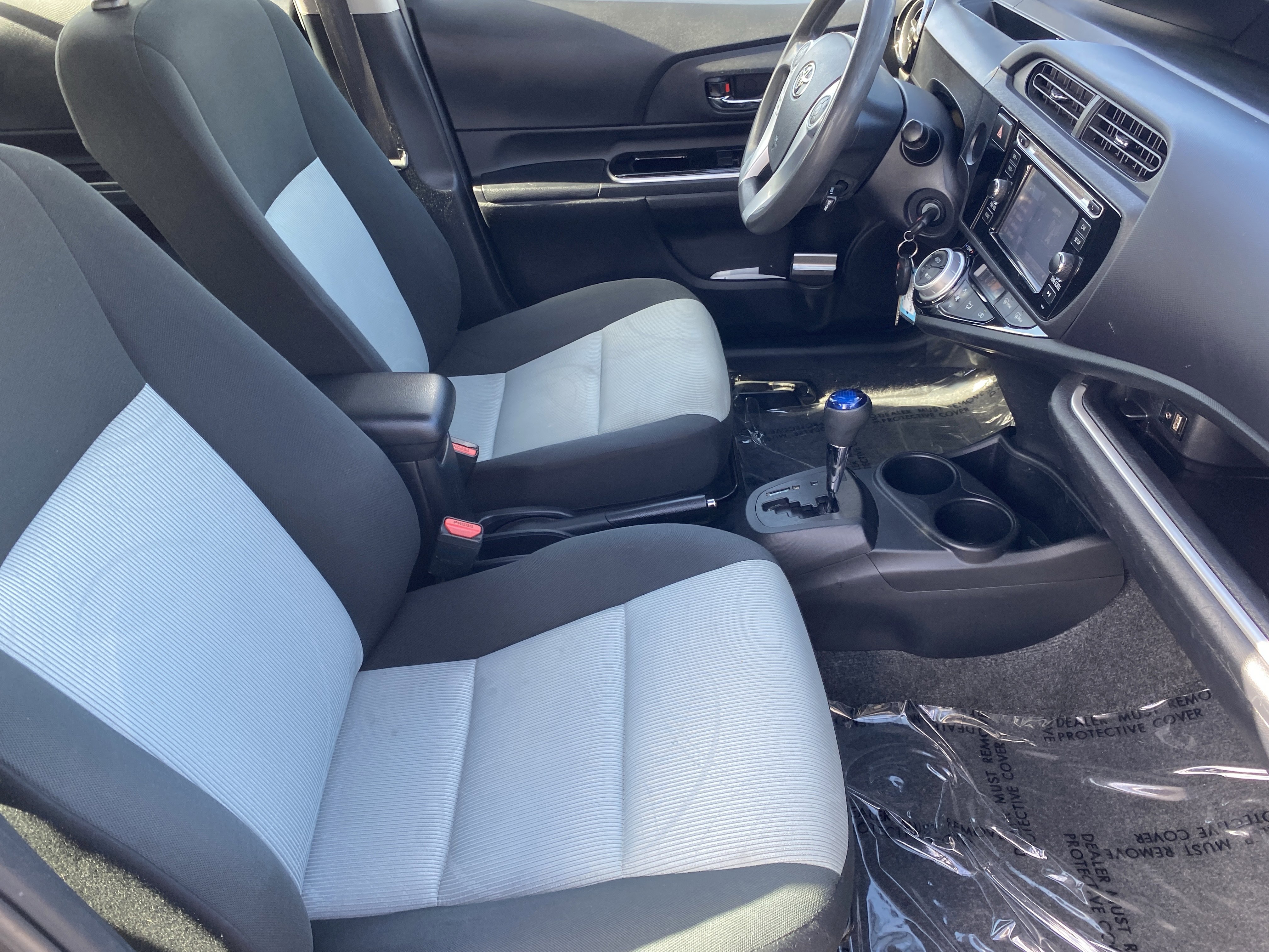 Used 2015 Toyota Prius C Four image 9