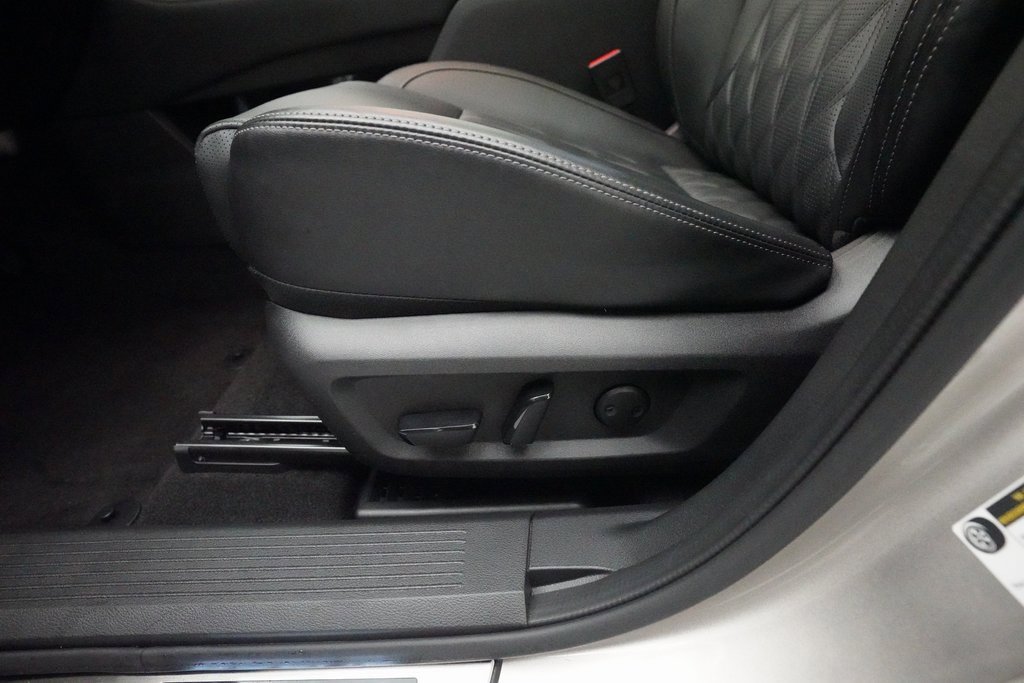 Certified 2023 Nissan Rogue Platinum w/ Platinum Premium Package image 29