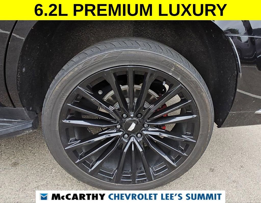 Used 2023 Cadillac Escalade Premium Luxury w/ LPO, Illumination Package AWD/4WD image 22