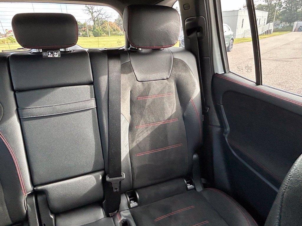 Used 2022 Mercedes-Benz GLB 35 AMG 4MATIC image 14