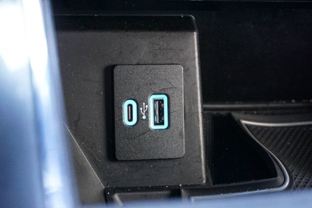 Used 2022 Ford F150 Lariat AWD/4WD image 31