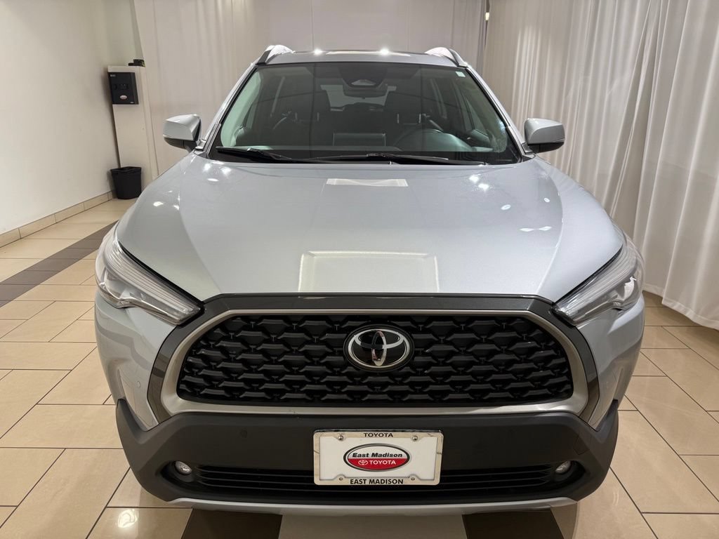 Certified 2024 Toyota Corolla Cross XLE w/ Convenience Package AWD/4WD image 8