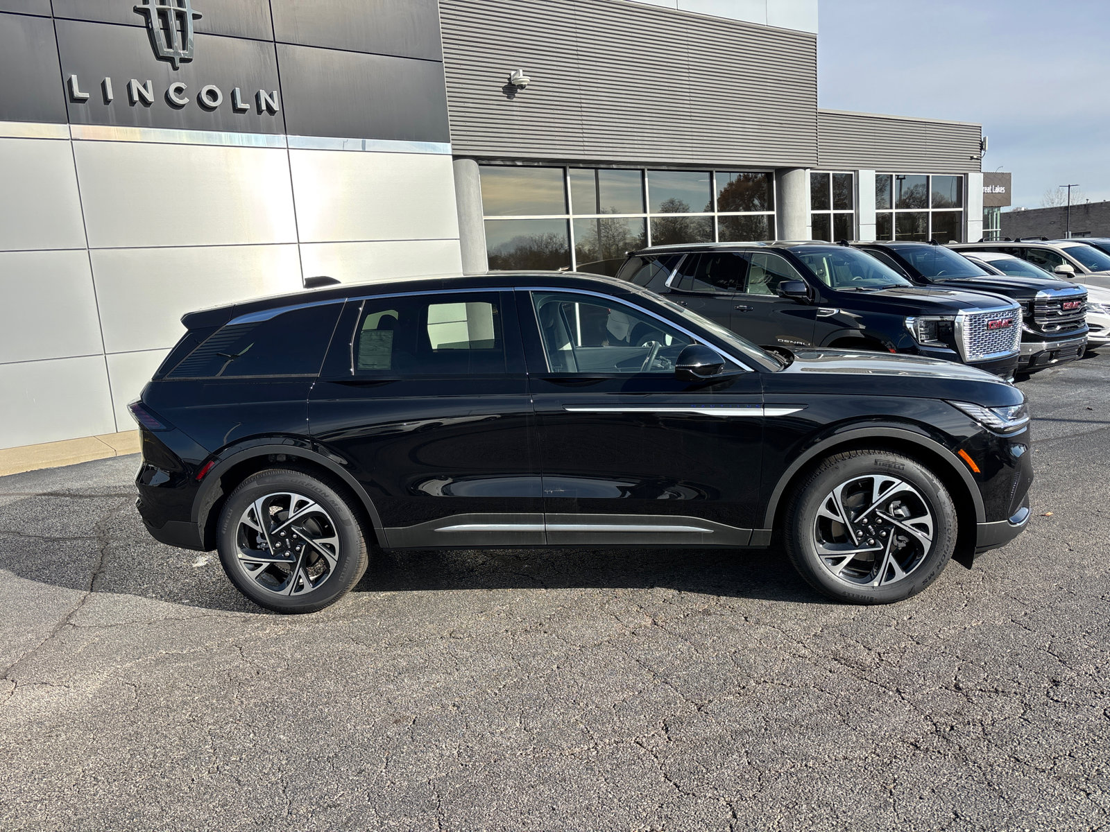 New 2026 Lincoln Nautilus Premier image 8