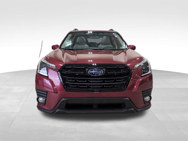 Used 2023 Subaru Forester Premium AWD/4WD image 4