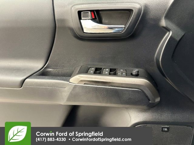 Used 2019 Toyota Tacoma TRD Off-Road image 34