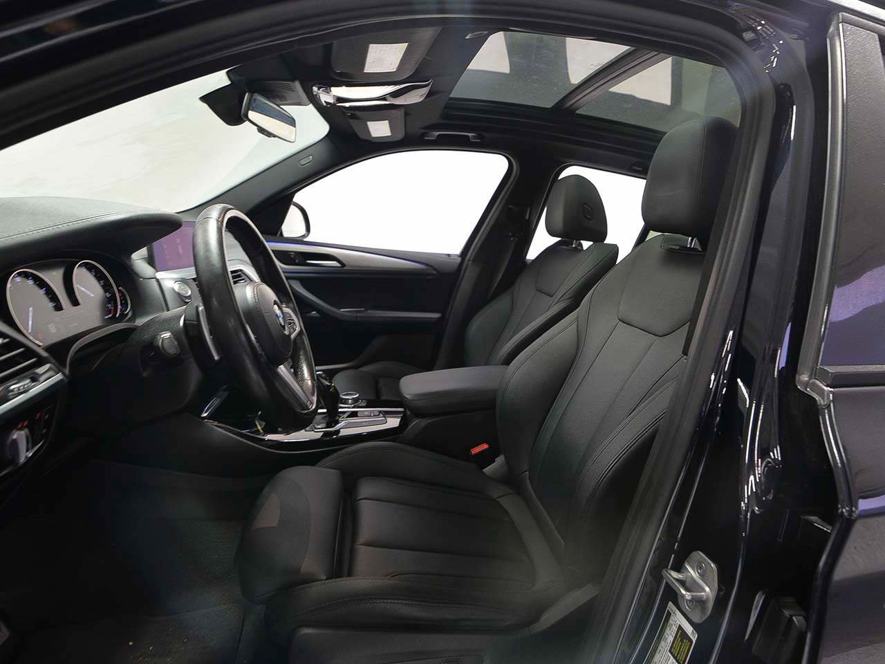 Used 2021 BMW X3 sDrive30i w/ M Sport Package image 8