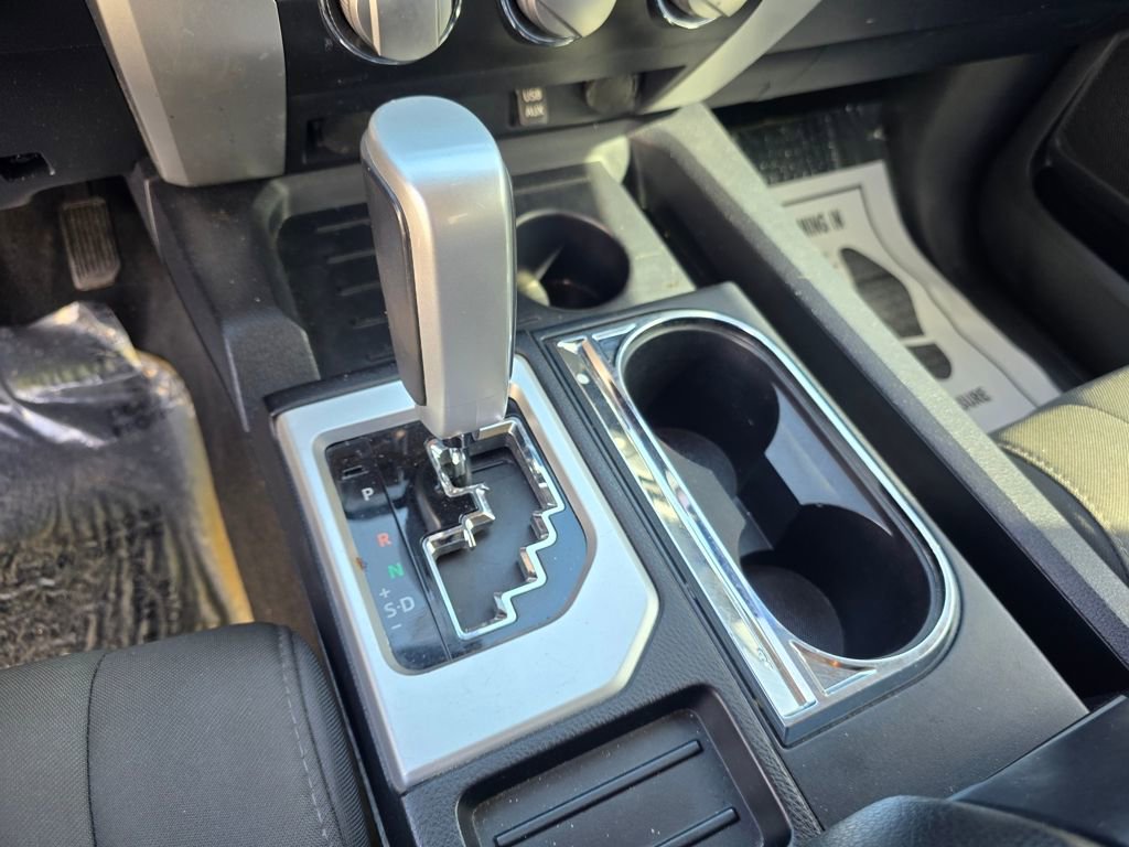 Used 2017 Toyota Tundra SR5 w/ SR5 Upgrade Package image 10