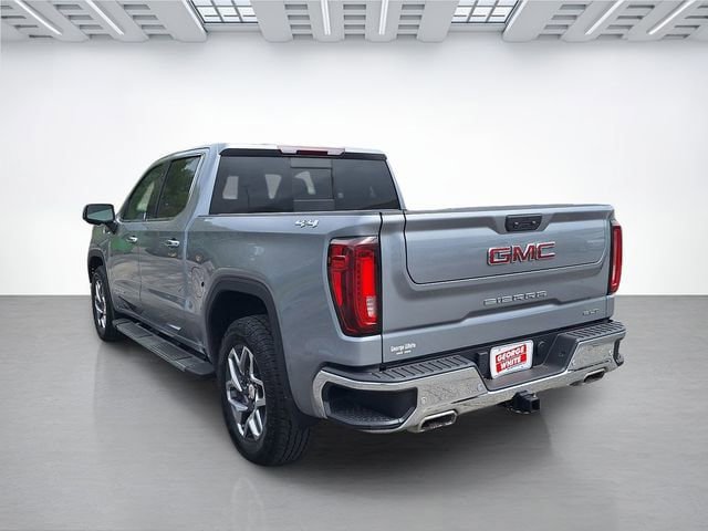 Used 2023 GMC Sierra 1500 SLT w/ SLT Premium Plus Package AWD/4WD image 6