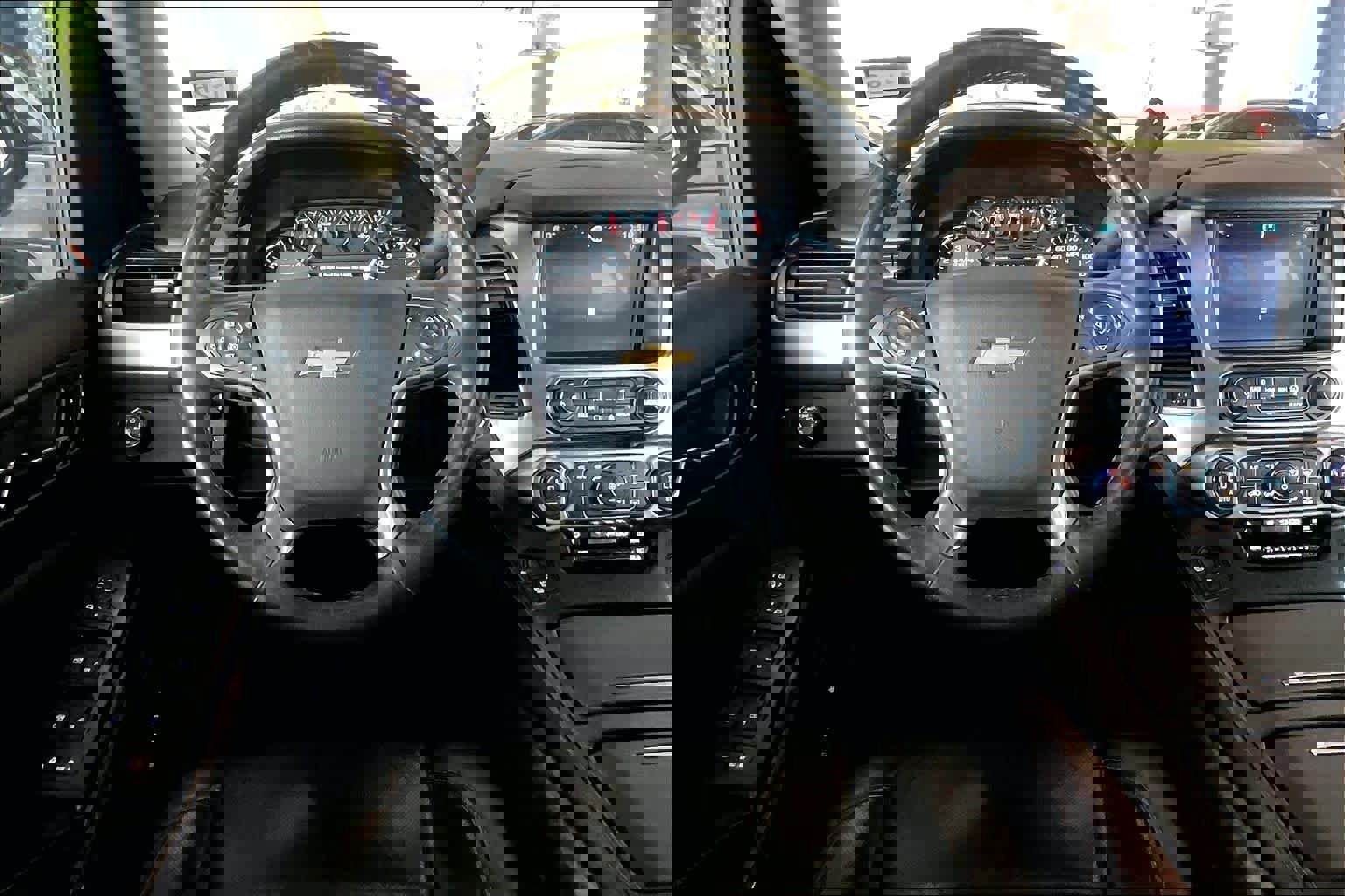 Used 2015 Chevrolet Tahoe LTZ RWD image 5