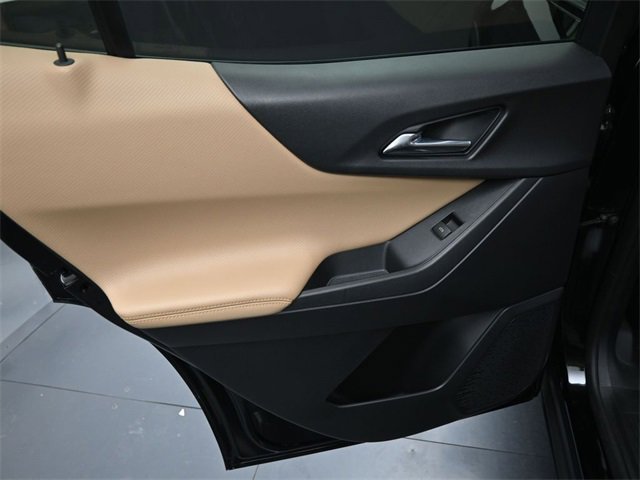 Used 2025 Chevrolet Equinox ACTIV w/ Safety and Technology Package image 15