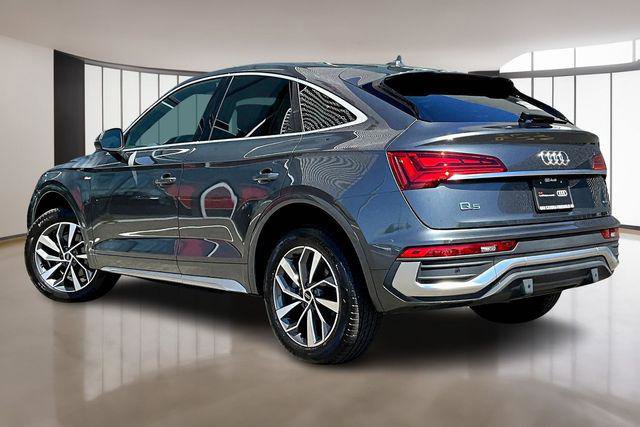 Certified 2023 Audi Q5 2.0T Premium w/ Convenience Package AWD/4WD image 4