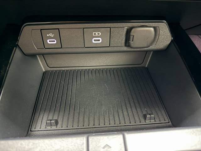 Used 2025 Toyota Prius Plug-In Hybrid w/ Limited Premium Package image 19