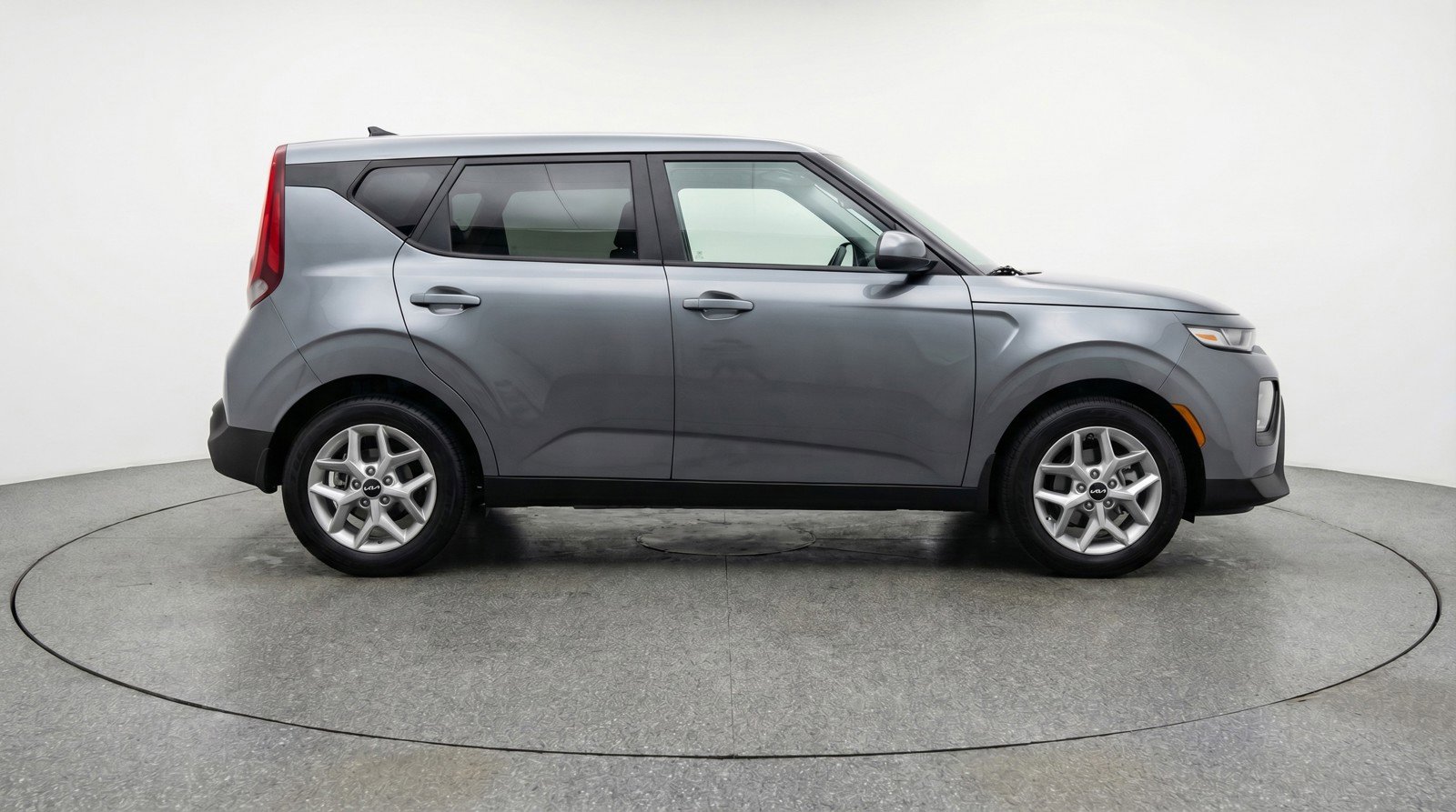 Used 2025 Kia Soul LX w/ LX Technology Package image 11