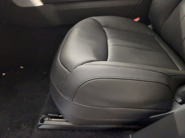 New 2025 Land Rover Range Rover SE image 23