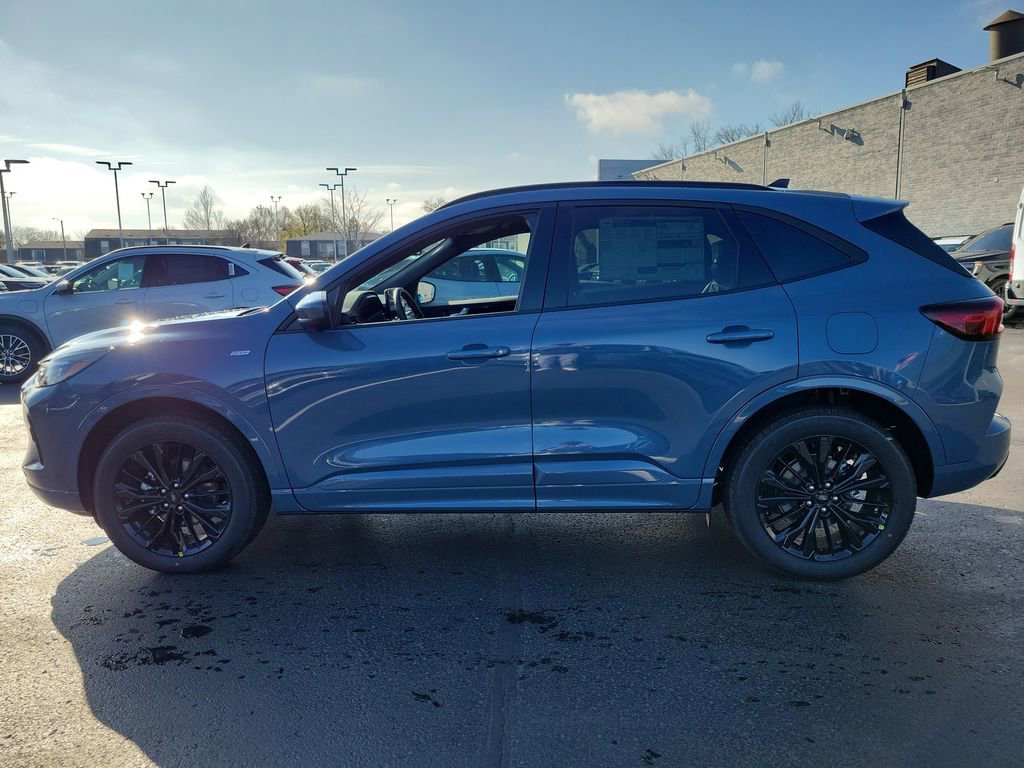 New 2025 Ford Escape ST-Line Elite w/ Premium Technology Package image 7